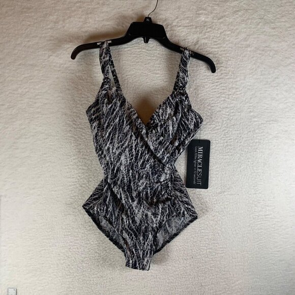 Miraclesuit Womens Chevron Python Siren One-Piece Swimsuit Silver Sz 10 NWT 9369